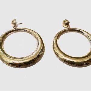 Vintage 80’s Shiny Gold Circle Hoop Earrings